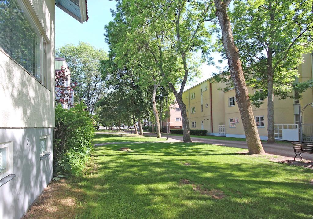 Ferienwohnung Majoitushuoneisto Tuomipuisto Naantali Exterior foto