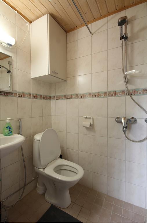 Ferienwohnung Majoitushuoneisto Tuomipuisto Naantali Zimmer foto
