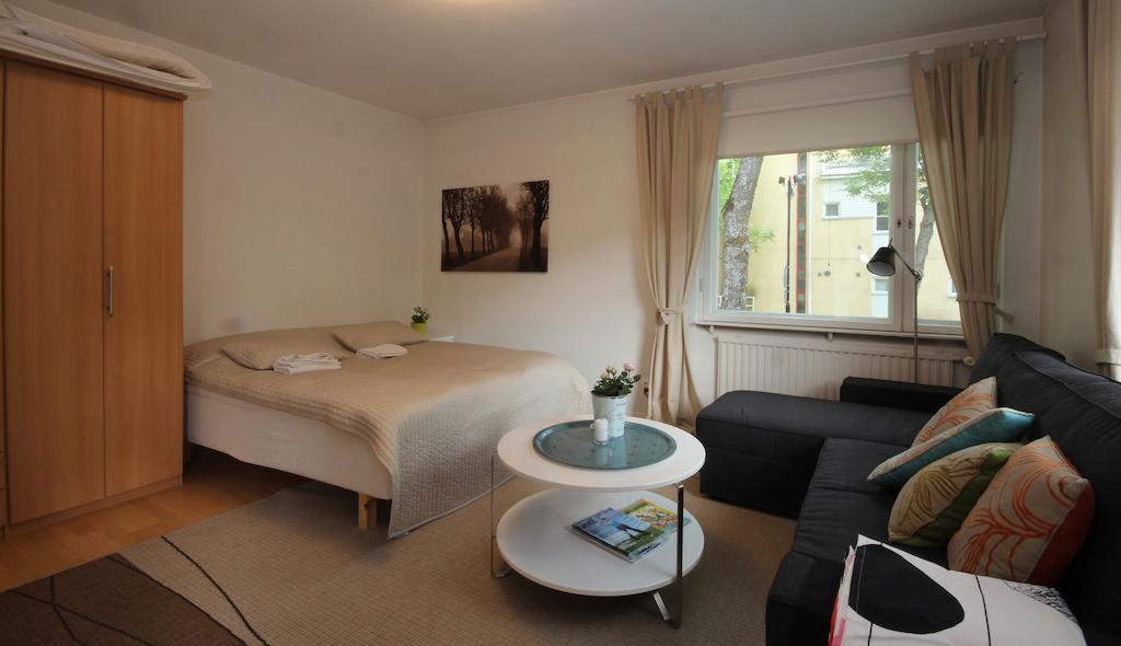Ferienwohnung Majoitushuoneisto Tuomipuisto Naantali Zimmer foto